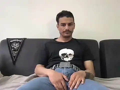 عرض كام HorrorotikA