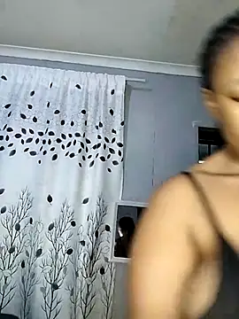 Show modela Achalugo18xxx na web-kameri