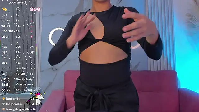 CamilaHarperr_のウェブカメラショー