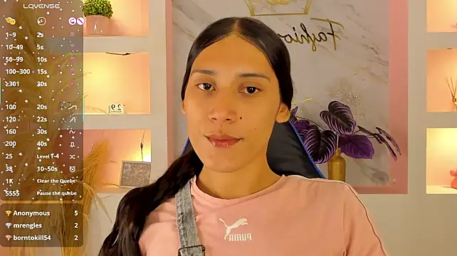 CamilaHarperr_ Show in webcam