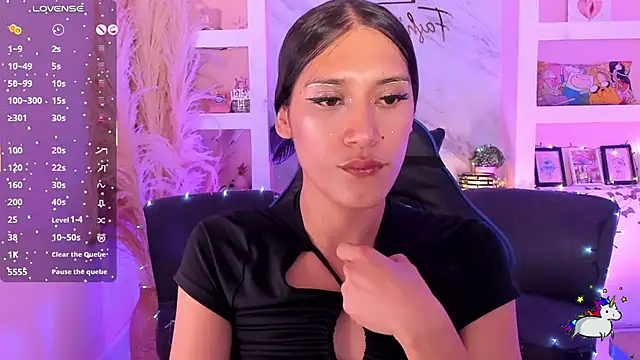 CamilaHarperr_ Show in webcam