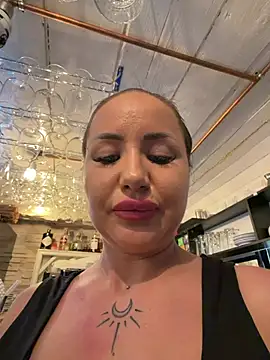Chatroom XXX en direct de beautydiamond