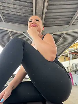 beautydiamond élő XXX-chatje