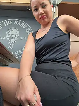 beautydiamondn Live XXX chat