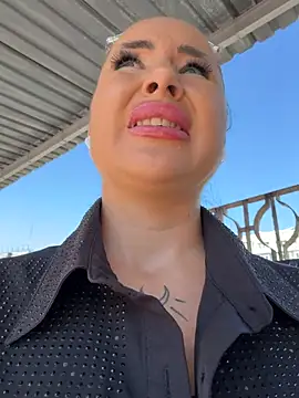צ'אט XXX בשידור חי של beautydiamond