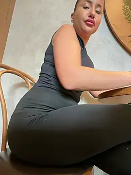 Chatroom XXX en direct de beautydiamond