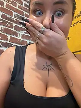 Chatroom XXX en direct de beautydiamond