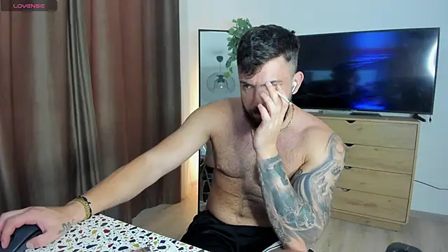 Webkamerová show LustyMike_