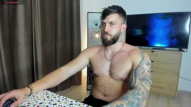 Вебкам-шоу LustyMike_