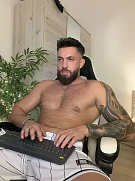 LustyMike_ 网络视讯表演