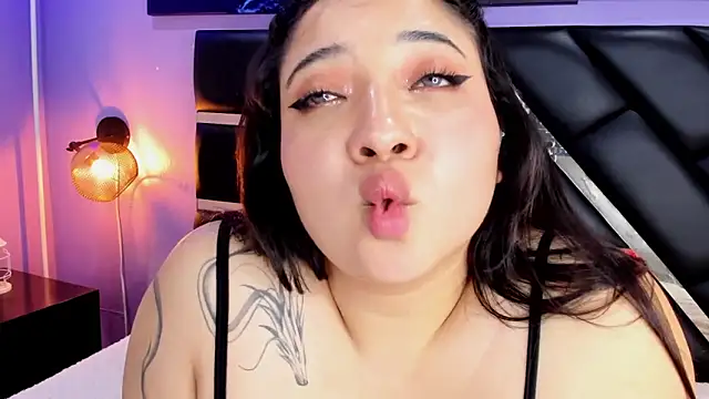 Emma_monserrat Live XXX-Chat