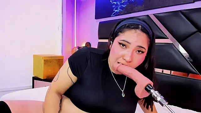 Chat XXX en directo de Emma_monserrat