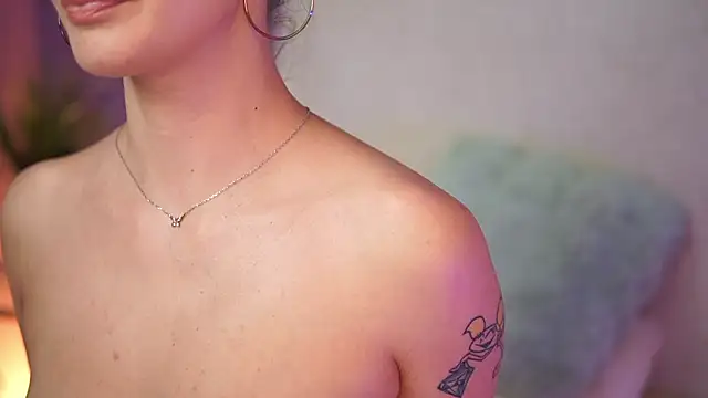SabrinaHope's Live XXX Chat