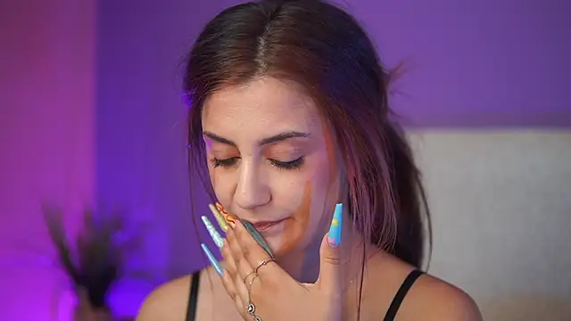 SabrinaHope XXX чат на живо