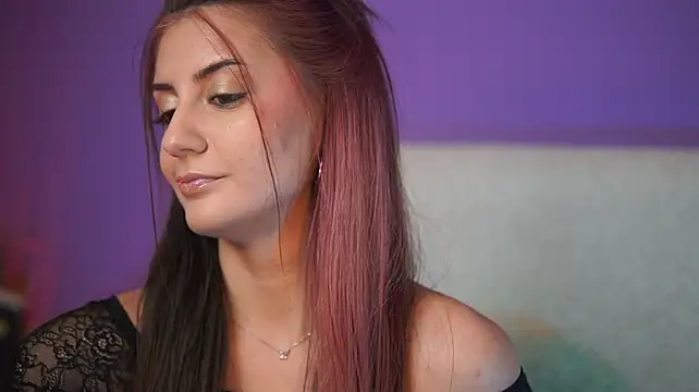 SabrinaHope élő XXX-chatje