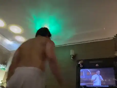 paminyatchik001 – webcam-show