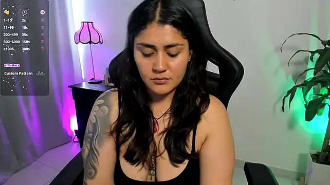 Show webcam de karlie02_