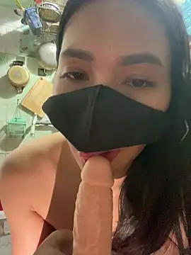 Ly_Chuppy Webcam Show