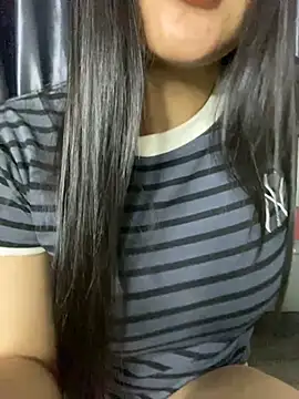 Ly_Coca2 Chat XXX in diretta