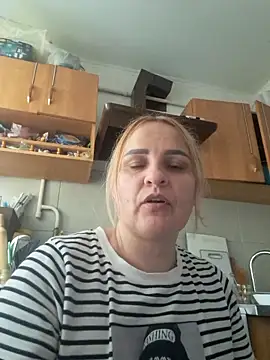 Chatroom XXX en direct de Malichkaanna30