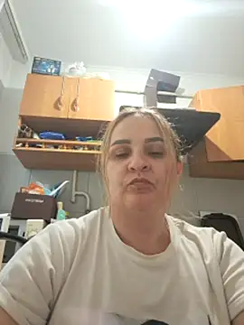 Malichkaanna30's Live XXX Chat