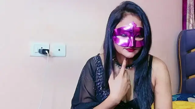 Indiandoll_nia's Webcam Show