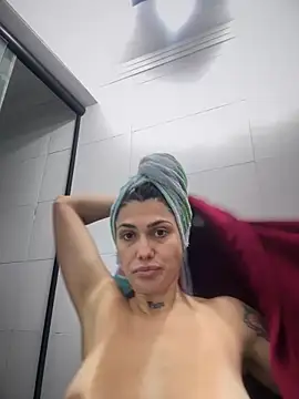 tiphanyari's Live XXX Chat