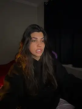 Chat +18 de tiphanyari ao vivo