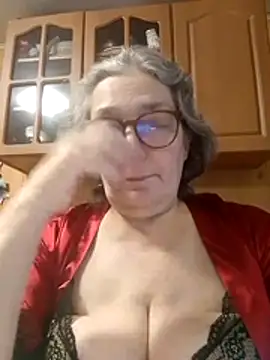 IrinaSweet54's Webcam Show
