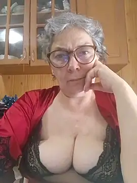 IrinaSweet54 网络视讯表演