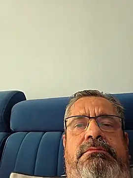 Show modela Axer1960 na web-kameri