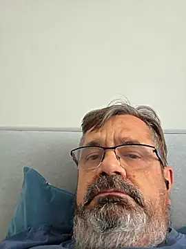 Show modela Axer1960 na web-kameri