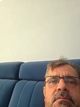Show modela Axer1960 na web-kameri