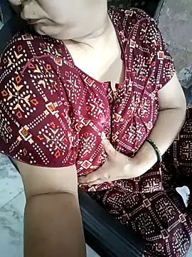 Kavya_kapoor Adlı Modelin Web Kamerası Şovu