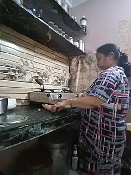 Kavya_kapoor 在線直播表演