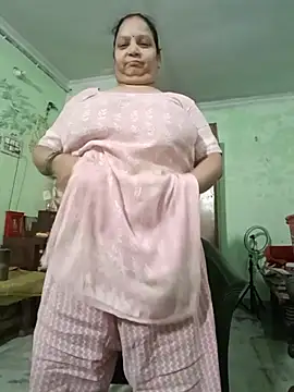 Show Webcam de Kavya_kapoor
