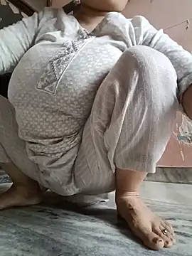 Chat +18 de Kavya_kapoor ao vivo