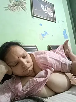 Kavya_kapoor's Webcam Show