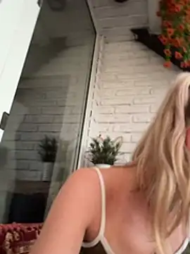 Czat XXX na żywo – toy-girl