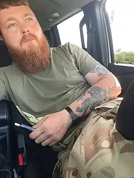 Webkamerová show Arthur_military