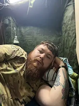 Вебкам-шоу Arthur_military