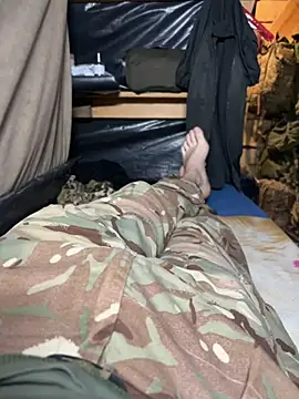 Вебкам-шоу Arthur_military