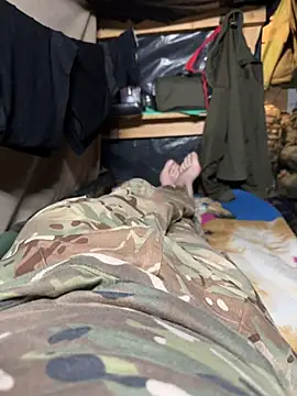 Вебкам-шоу Arthur_military