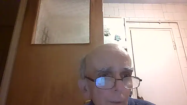 mariusica1@xh Show Webcam