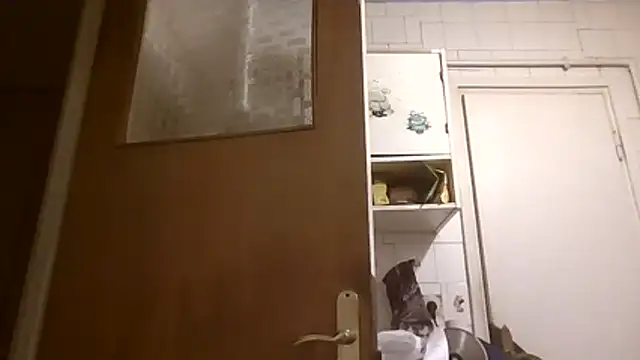 mariusica1@xh Show in webcam