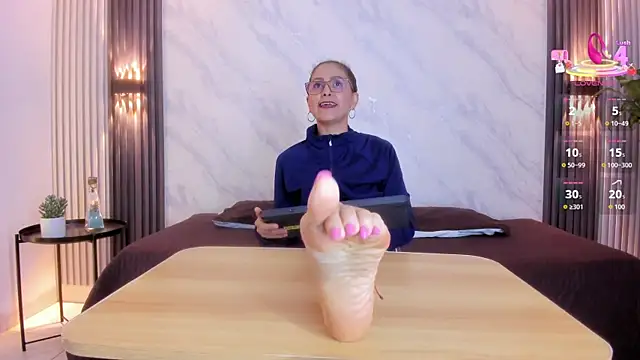 Angela_donnato élő XXX-chatje