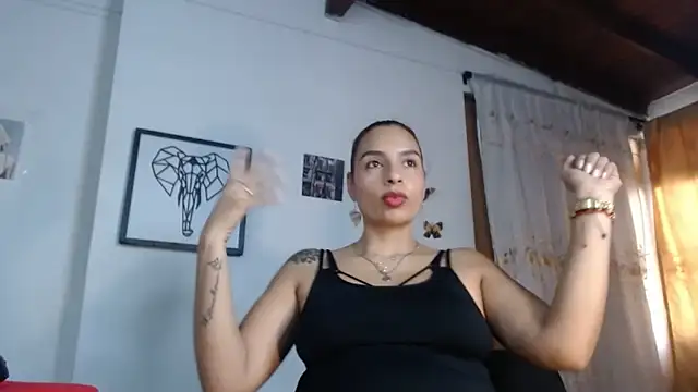 mykaelahoney লাইভ XXX চ্যাট