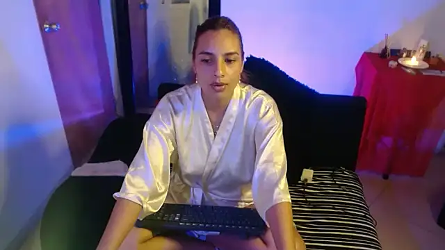 mykaelahoney লাইভ XXX চ্যাট