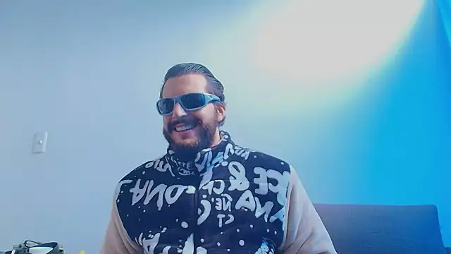 thomas_gun Live XXX Chat