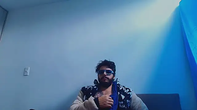 Chat XXX Live thomas_gun